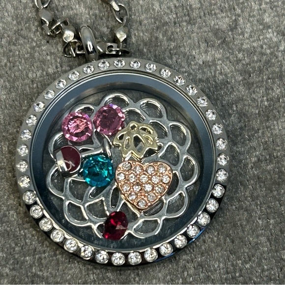 SOUTH Hill designs silver tone locket pendant necklace - Picture 1 of 9